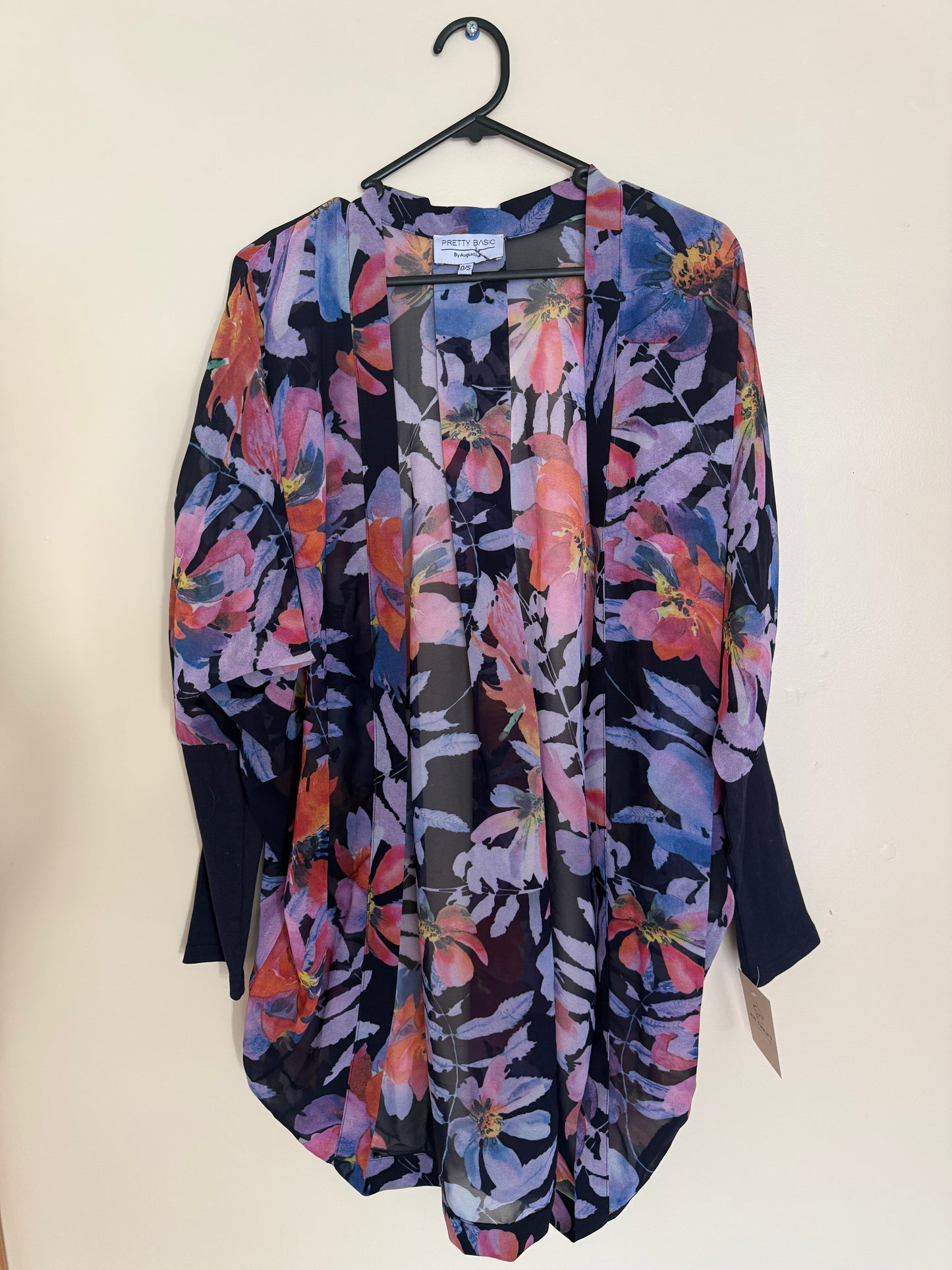 Betty Basic light-weight cardigan