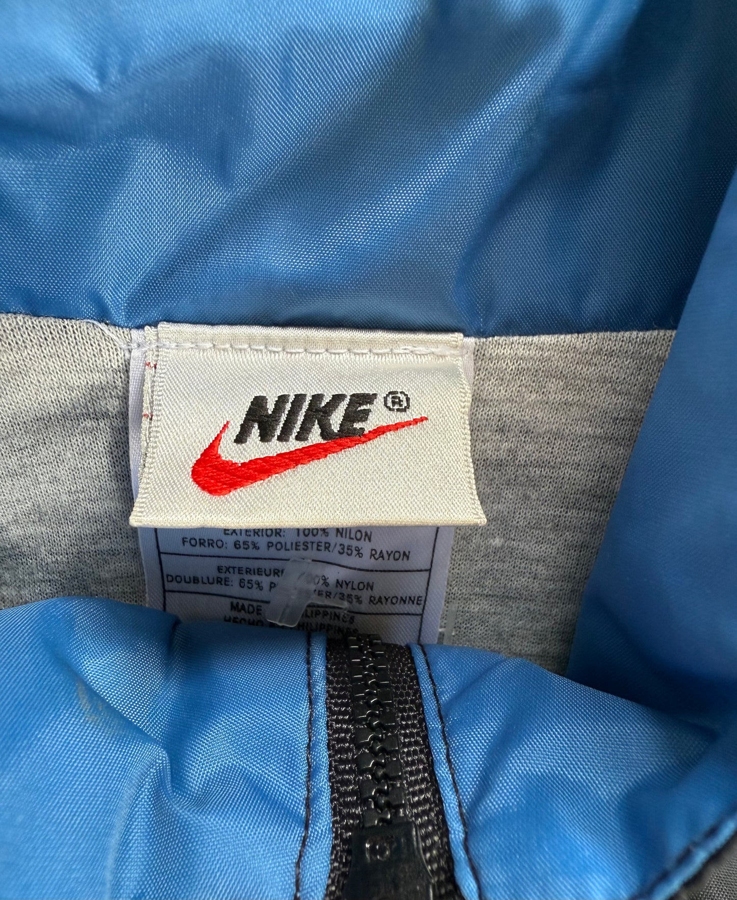 Vintage Nike windbreaker (5-6)