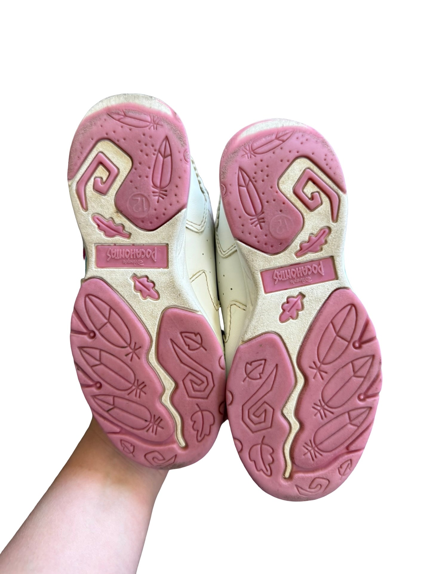 Pocahontas Sneakers (12C)