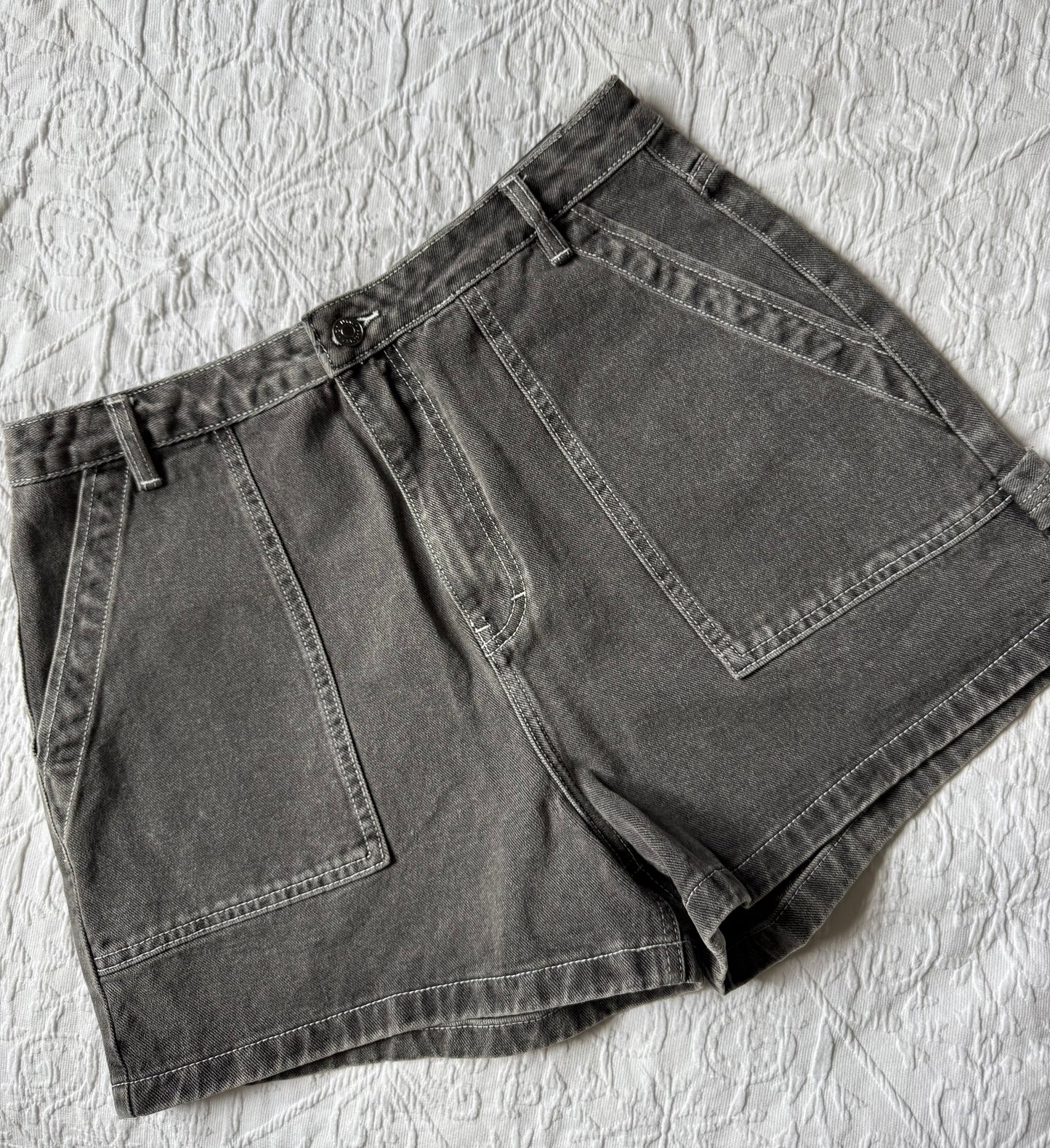 Glassons 90s Cargo High Rise shorts (14)